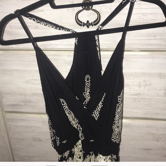 Lucylove plunged romper - Picture 3 of 4